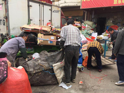 無錫梁溪城管規(guī)范廢品經(jīng)營(yíng) 有效維護(hù)城市生活環(huán)境